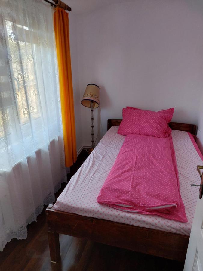 Cabana Casa Lu'Baciu Arpasu de Sus Exterior photo